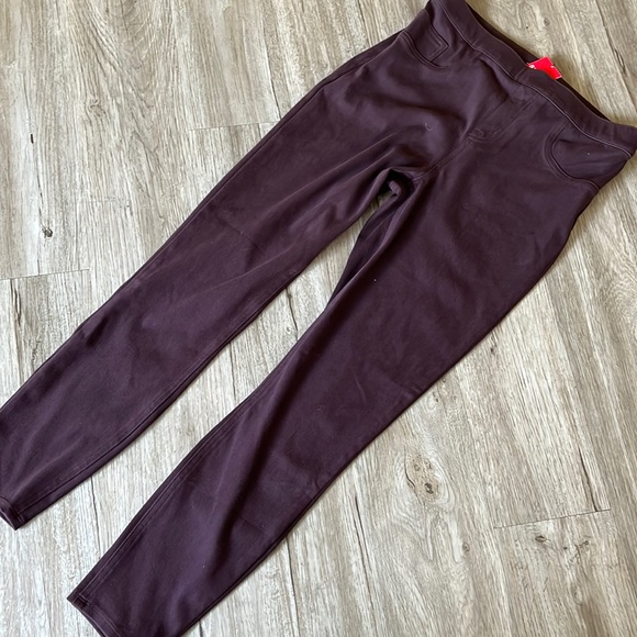 SPANX Jeanish Maroon Pants - Picture 5 of 7